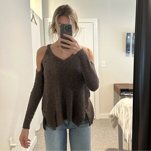American Eagle V-Neck Sweater